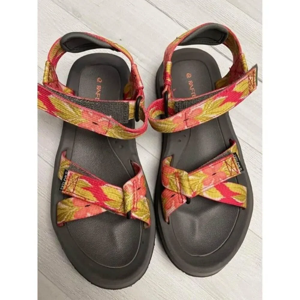 Girls‎ rafters sandals size 4